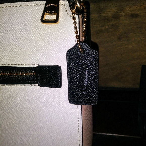 Coach mailbag crossbody - Picture 12 of 16